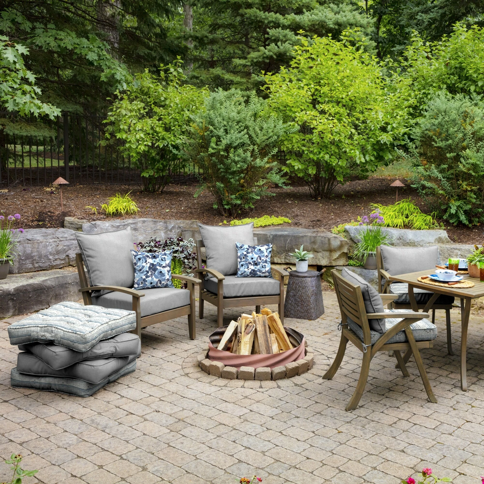 Cheap ✨ Arden Selections Blue Garden Floral Outdoor Square Pillow 2-Pack - 16" W X 16" D 💯 - Image 4