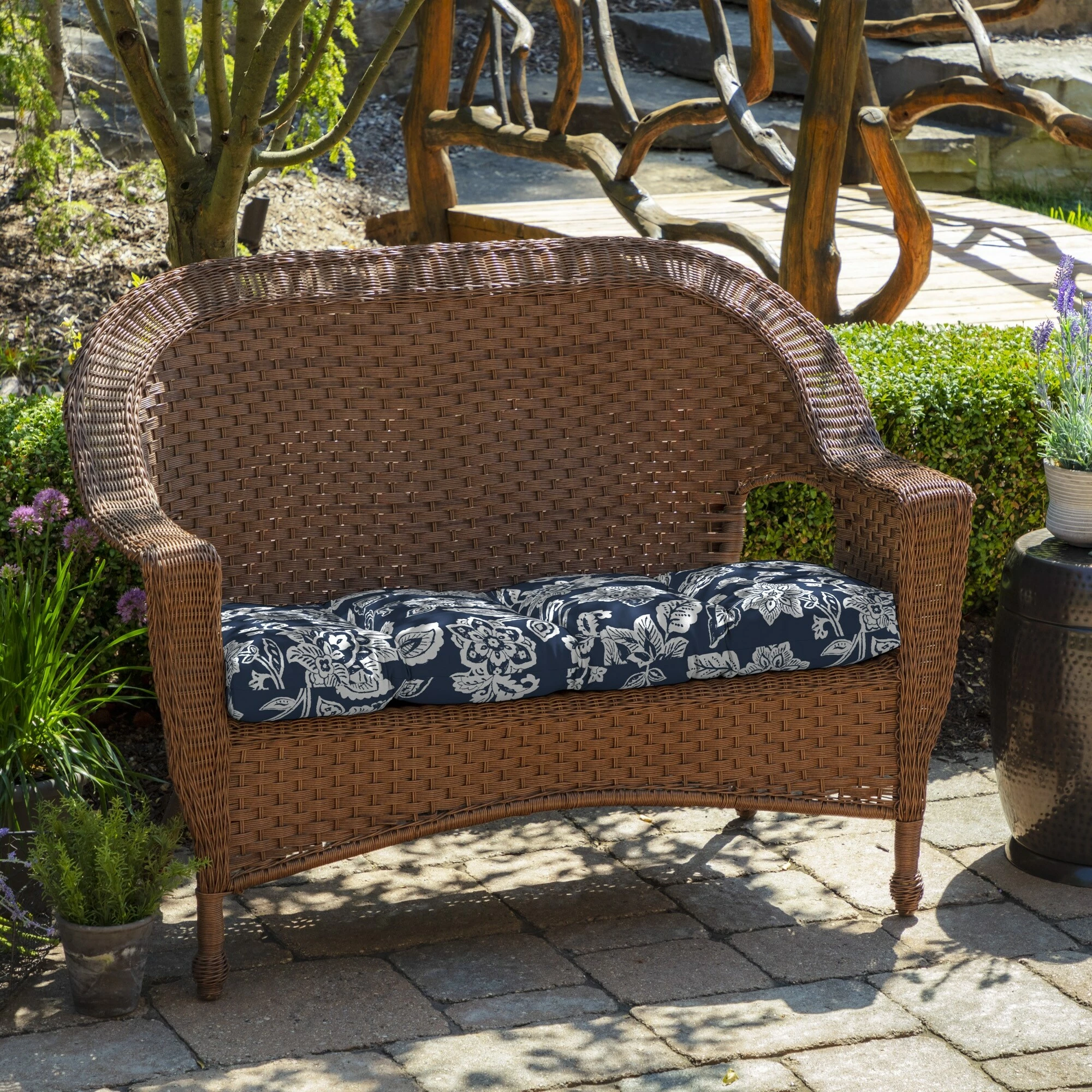 New ✔️ Arden Selections Sapphire Ashland Jacobean Outdoor 18 X 41.5 In. Wicker Settee - 18 In L X 41.5 In W X 5 In H 👏 5 New ✔️ Arden Selections Sapphire Ashland Jacobean Outdoor 18 X 41.5 In. Wicker Settee - 18 In L X 41.5 In W X 5 In H 👏 - Image 5