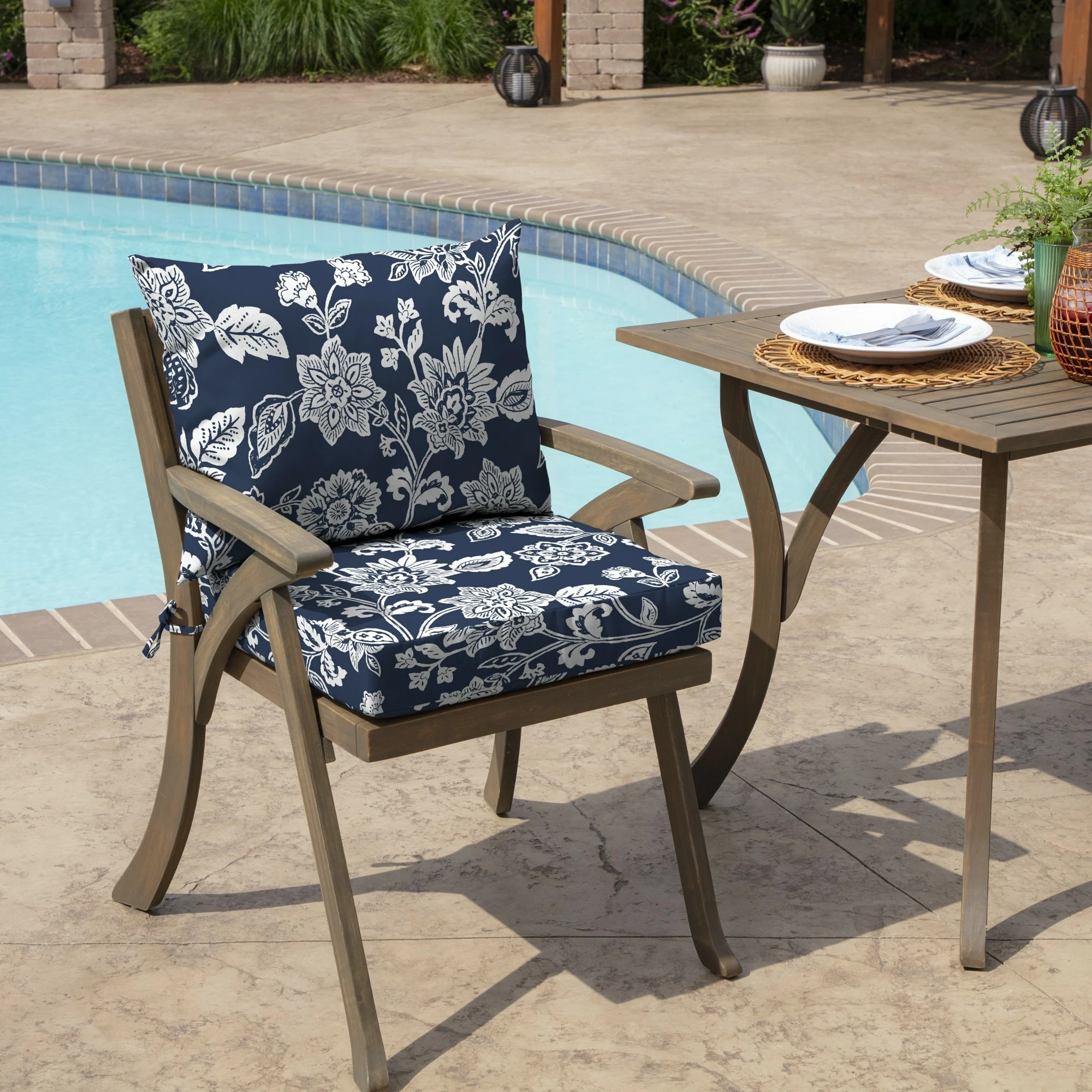 New 👏 Arden Selections Americana Outdoor 21 X 21 In. Dining Chair Cushion Set Sapphire Ashland Jacobean 👏 6 New 👏 Arden Selections Americana Outdoor 21 X 21 In. Dining Chair Cushion Set Sapphire Ashland Jacobean 👏 - Image 6