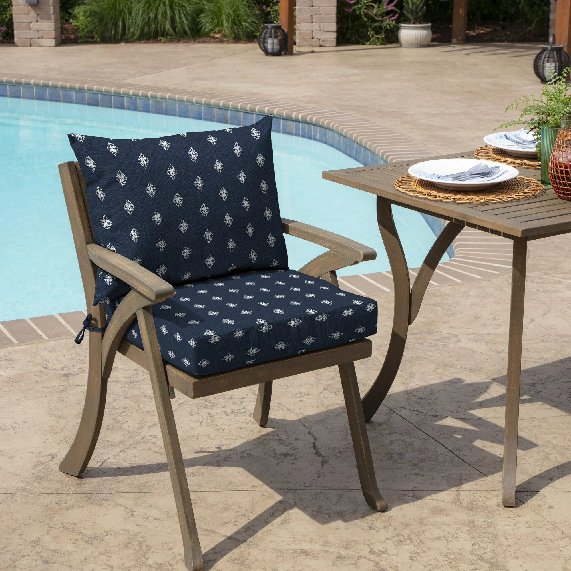 New 👏 Arden Selections Americana Outdoor 21 X 21 In. Dining Chair Cushion Set Sapphire Ashland Jacobean 👏 10 New 👏 Arden Selections Americana Outdoor 21 X 21 In. Dining Chair Cushion Set Sapphire Ashland Jacobean 👏 - Image 10